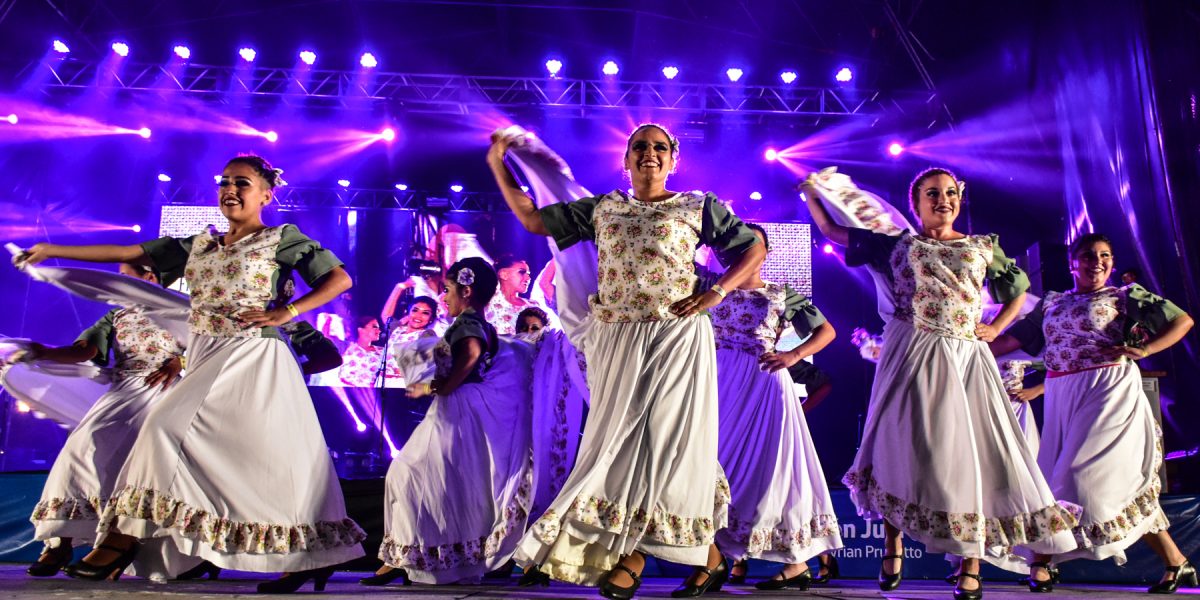 00-Ballet-apertura-Elea-Anestiades-Fiesta-Criolla-2020-0288-1200x600